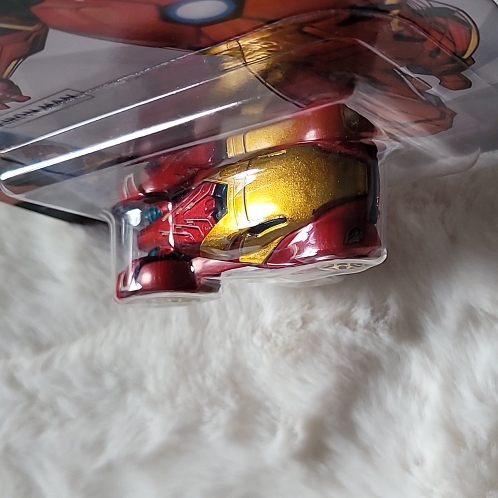 Iron Man Hot Wheels 🔥 - Picture 4 of 5